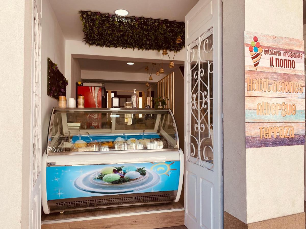 Albergue Y Gelateria Il Nonno Sarria Exteriér fotografie
