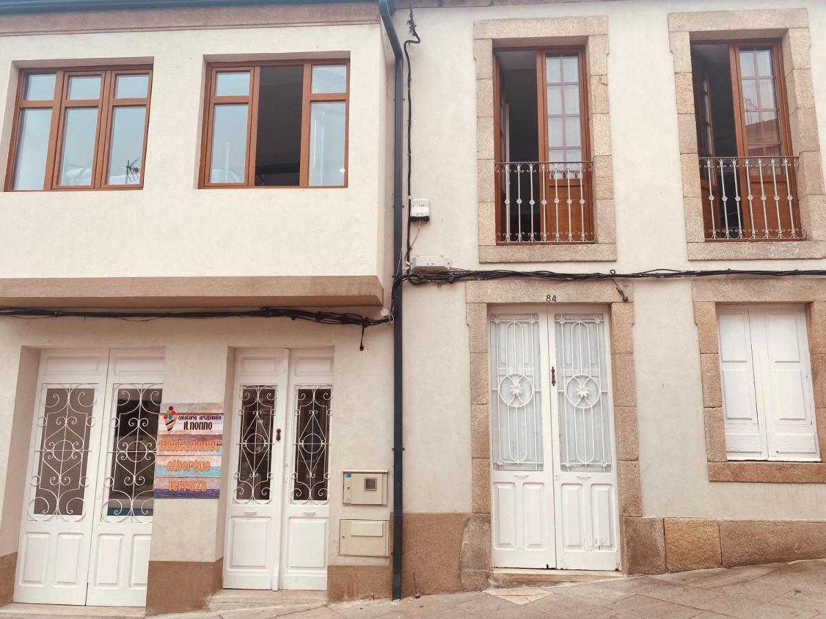 Albergue Y Gelateria Il Nonno Sarria Exteriér fotografie