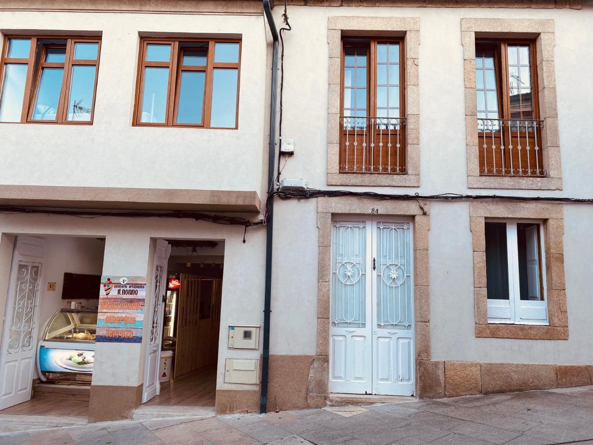 Albergue Y Gelateria Il Nonno Sarria Exteriér fotografie
